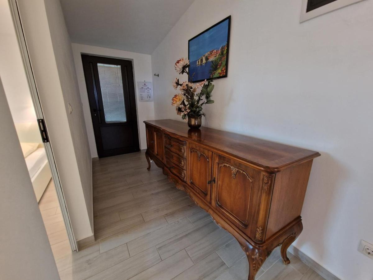 Keser Apartments Rovinj Bagian luar foto