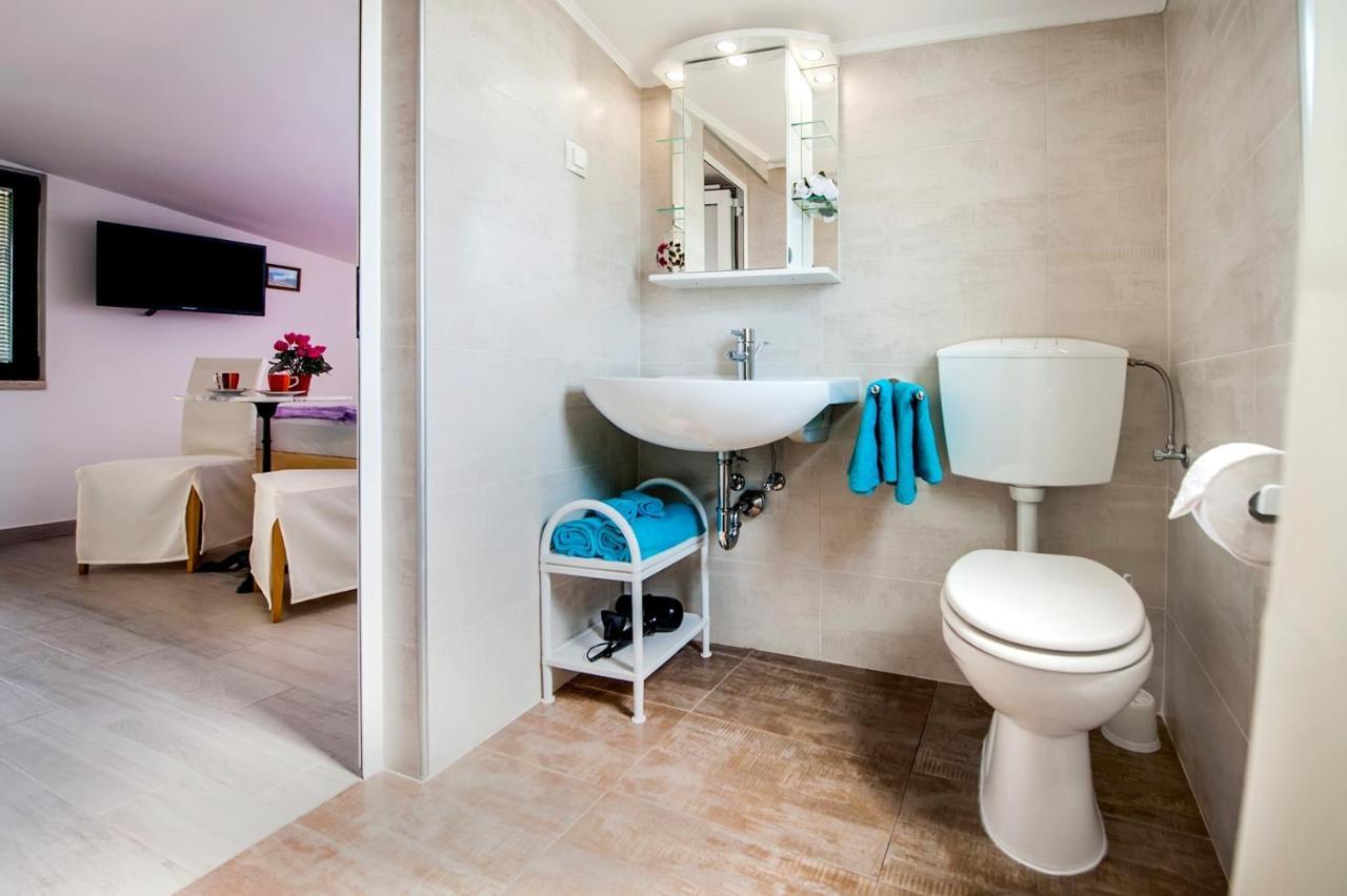 Keser Apartments Rovinj Bagian luar foto